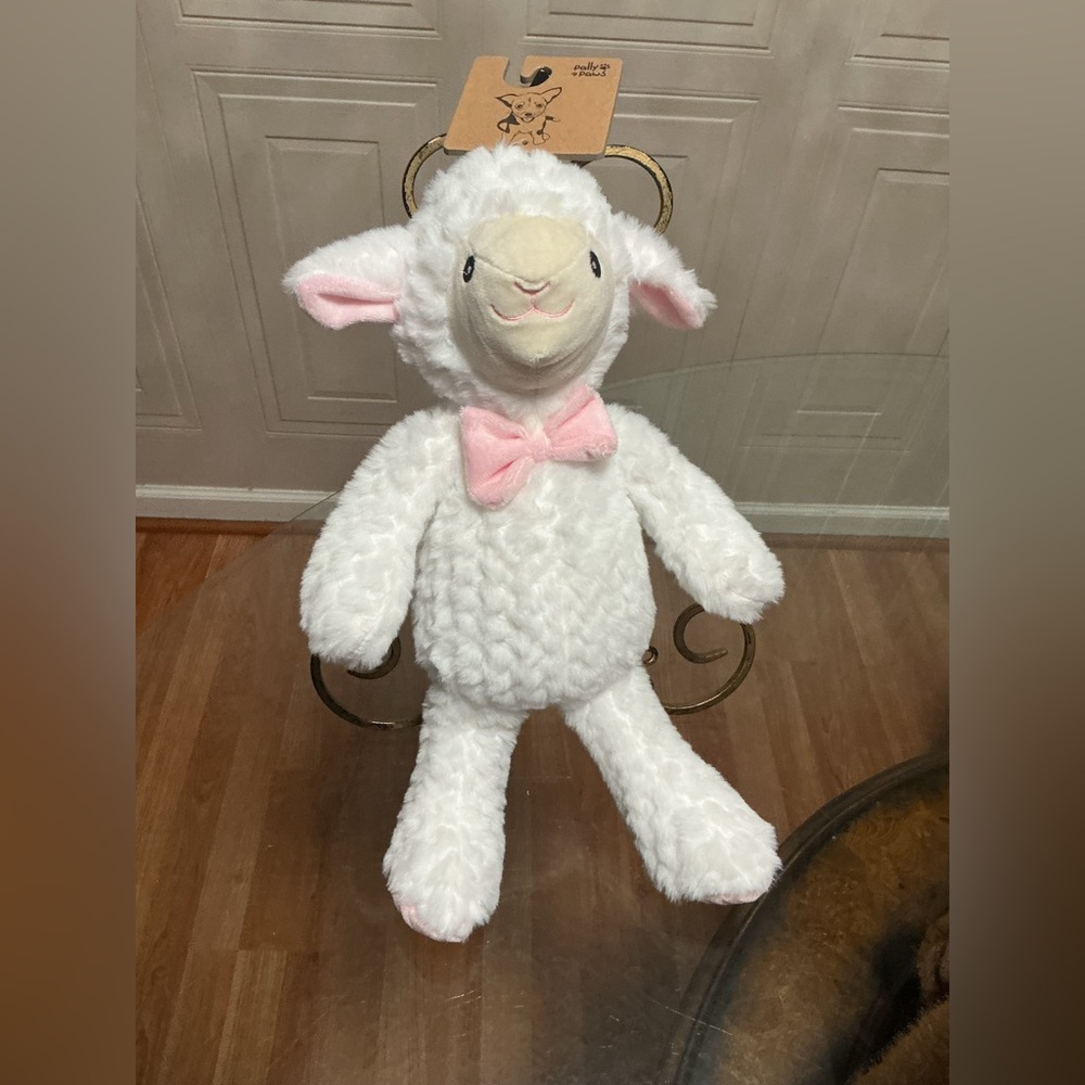 Brand New Pally Paws Very Solf  Lamb Squeaky Plush Dog Toy - 16” Sheep 🐑 Pig